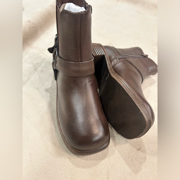 Steve Madden girls boot - Picture 2 of 4